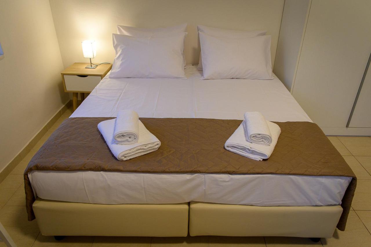 Uni Island - City Center Suites Iraklio Eksteriør billede